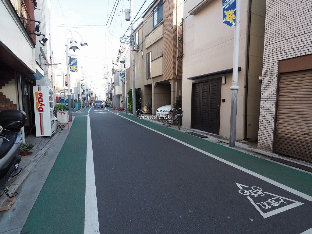上板橋カーネル　前面道路